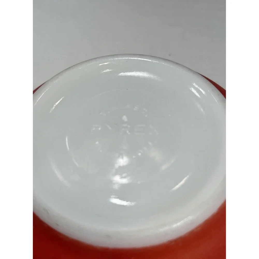 Pyrex Original Solid Glass Bowl Red/White 4in Round Glossy